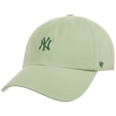 Base Runner Yankees Pet by 47 Brand