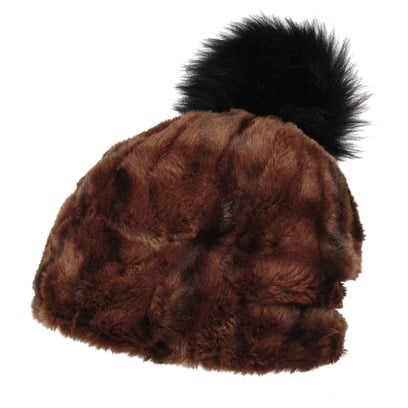 Fake Fur Pomponmuts by Gebeana