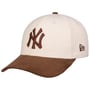 9Forty Twotone Yankees Corduroy Pet by New Era bruin